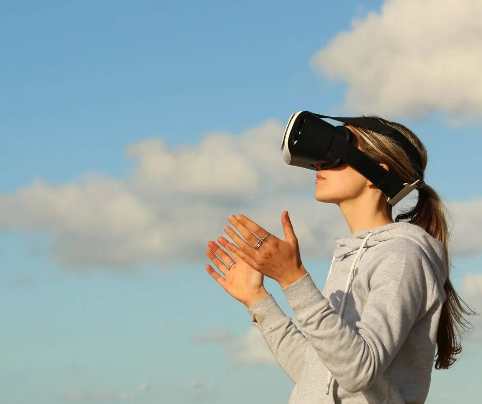 iOS App Development in 2024: Where AR, ML & Privacy Collide